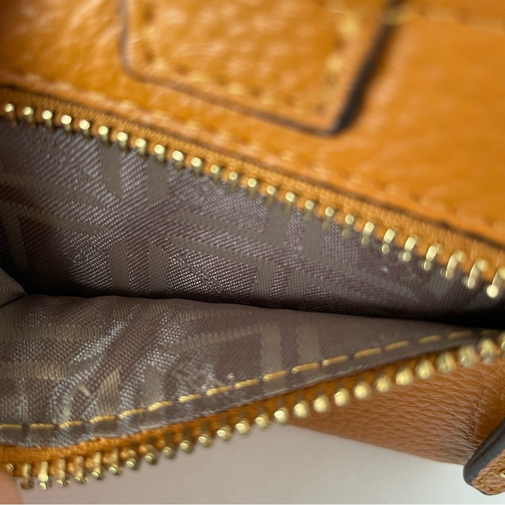 LODIS Mustard Bi Folded Card Holder - Picture 5 of 9